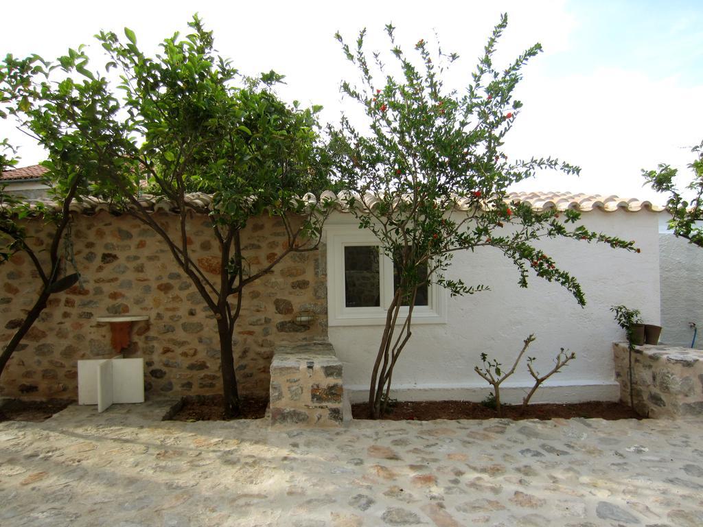 Kiki'S Houses Vlichos İdra Dış mekan fotoğraf